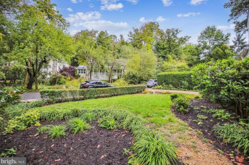 312 Alexandria Ave, Alexandria VA 22301-3036 exterior