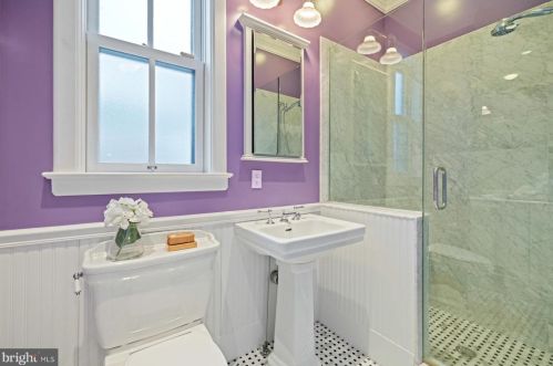 2010 Hillyer Pl, Washington DC 20009-1006 exterior