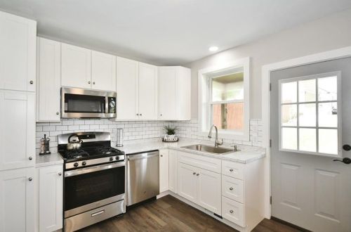 53 Calhoun Ave, Pittsburgh PA  15210-3635 exterior