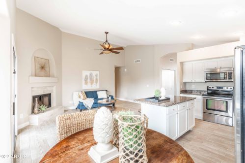 1301 Butler Dr, Chandler AZ 85226-3528 exterior