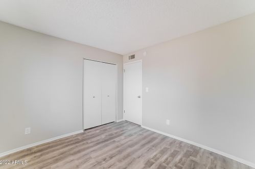 12841 40th Ave, Phoenix AZ  85029-1980 exterior