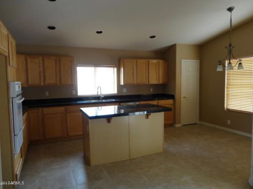 18028 15th St, Phoenix, AZ 85022-1266