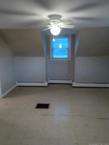 56 Cottage St, Killingly CT 06239-3026 exterior