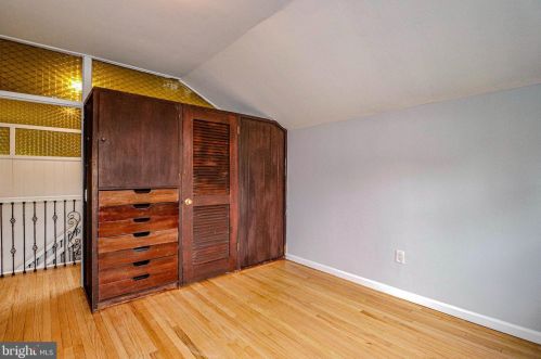 635 Parkway Ave, Trenton NJ  08618-2723 exterior