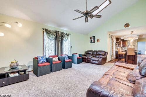 48 Morgan Ln, Bridgewater NJ 08807-3008 exterior