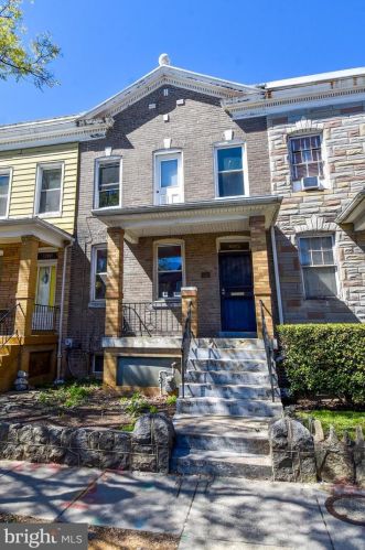 1202 Orren St, Washington, DC 20002-3908