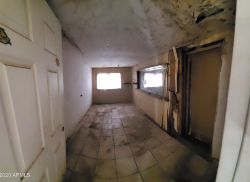 1805 31 Pl, Phoenix AZ 85008-3717 exterior