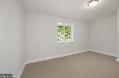 2254 Mt Vw Pl, Washington DC 20020-5219 exterior