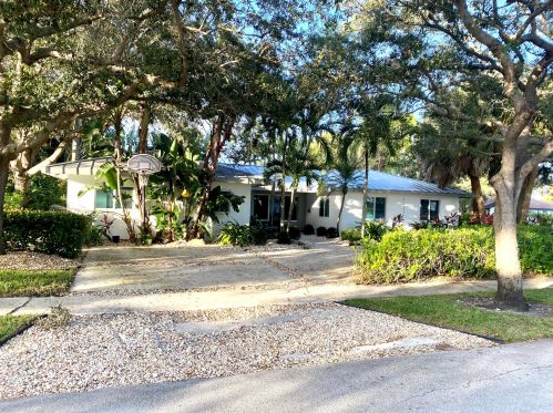 1237 14th St, Boca Raton FL  33486-5311 exterior