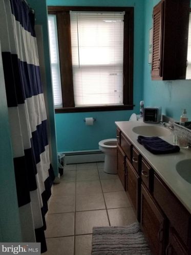 616 19 St, Chester PA 19013-5611 exterior