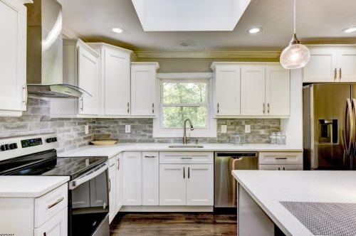 3 Crestwood Dr, Dover NJ  07869-3101 exterior