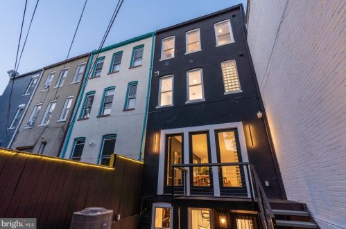 1604 13th St, Washington DC 20009-4303 exterior