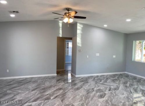 6735 10 St, Phoenix AZ 85086-0912 exterior