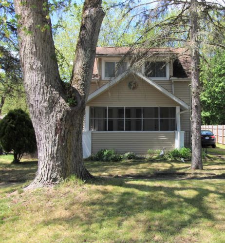 539 Dayton Ave, Kalamazoo, MI 49048-2106