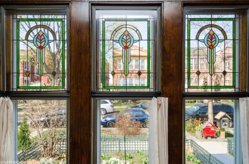 4435 Sacramento, Chicago IL 60655-2005 exterior