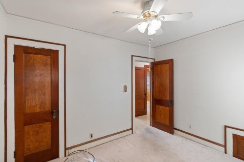 2233 63, Milwaukee WI 53213-1558 exterior