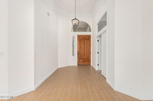 22037 55th St, Phoenix AZ  85054-7151 exterior