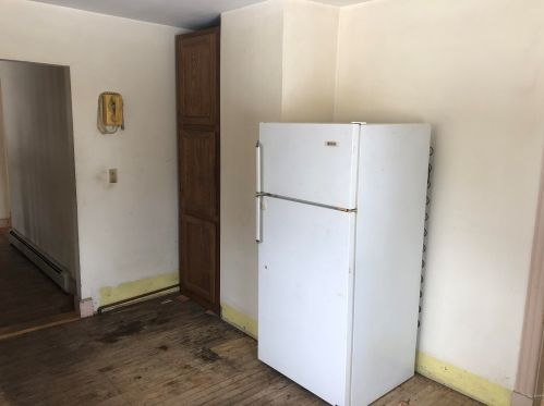 52 Newton St, Portland ME 04103-1525 exterior