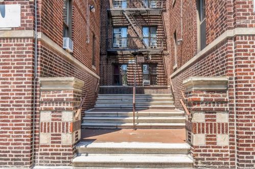 3279 Hull Ave, Bronx NY  10467-3301 exterior