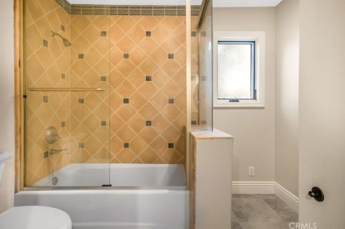 1241 Valencia Mesa Dr, Fullerton CA 92833-2220 exterior