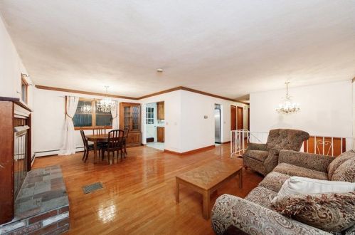 41 Waterman St, Killingly CT 06239-4241 exterior