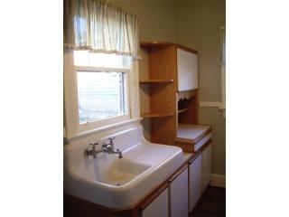 1575 Linda Way, Atlanta GA  30310-2430 exterior