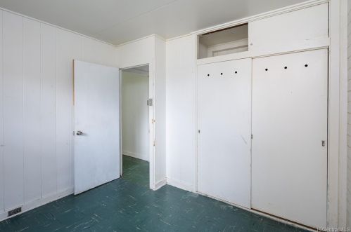 2620 Date St, Honolulu HI 96816-1122 exterior