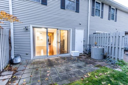 61 Campus Rd, Peekskill NY 10566-2550 exterior