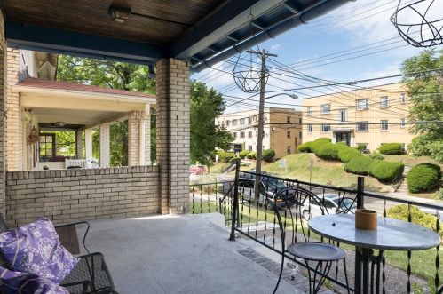 2219 Wightman St, Pittsburgh PA  15217-2065 exterior