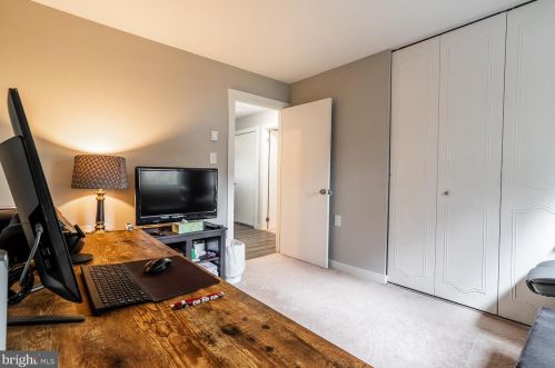 11 Warwick Way, Southampton NJ  08088-1143 exterior