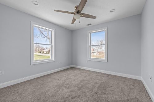 5547 Glass Rd, Pittsburgh PA  15205-9435 exterior