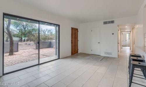 4901 17th St, Tucson AZ  85711-4354 exterior