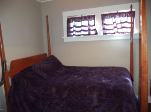 2265 Harrison Ave, Meskegon MI 49441-1325 exterior