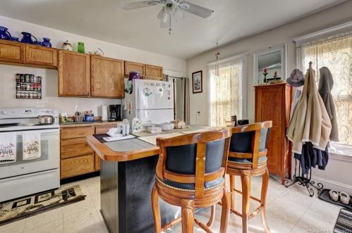 282 Elm St, Torrington CT 06790-4600 exterior