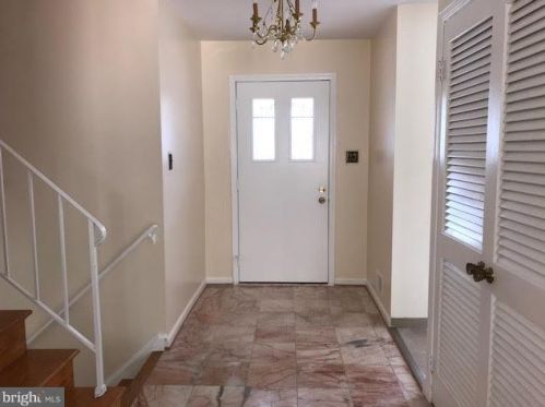 11506 Karen Dr, Rockville MD  20854-3149 exterior