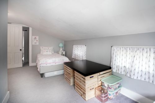 832 Elmwood St, Kalamazoo MI 49007-3236 exterior