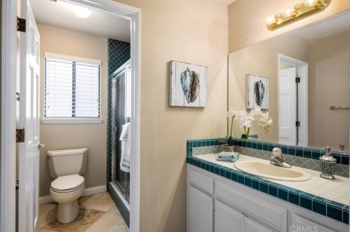 8079 Golden Star Ave, Riverside CA 92506-5710 exterior