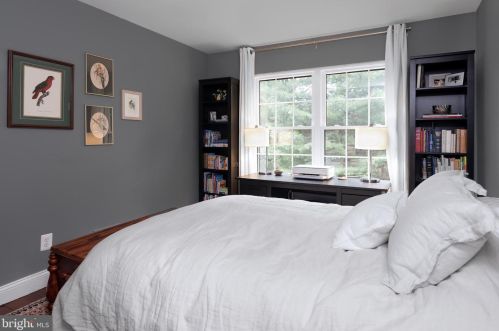 9 Cliveden Ct, Trenton NJ 08648-1400 exterior