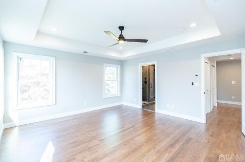 68 Prospect Ave, Edison NJ  08817-3744 exterior