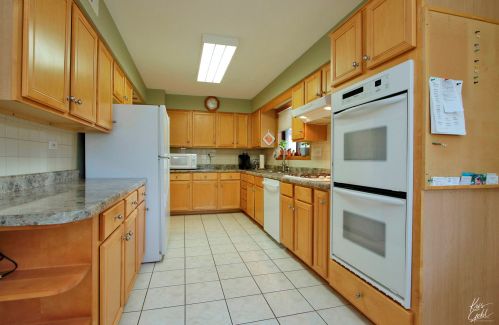 431 Lynn Ter, Waukegan IL 60085-3358 exterior