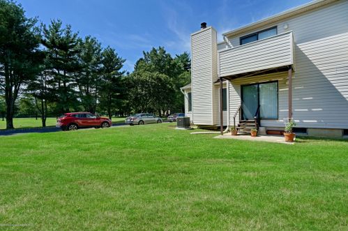 16 Park Meadow Ln, West Long Branch NJ  07764-1279 exterior