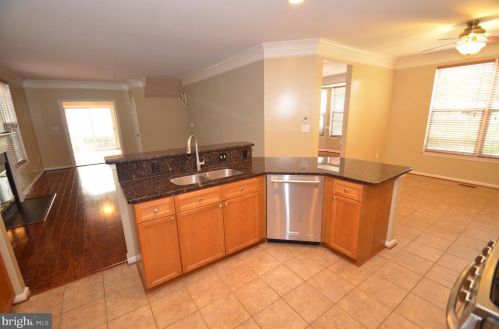 6358 Alderman Dr, Alexandria VA  22315-3731 exterior