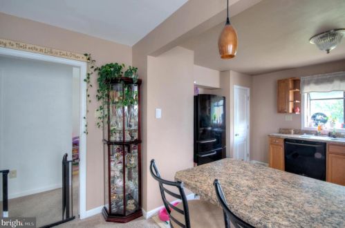 213 5 Ave, Runnemede NJ 08078-1308 exterior