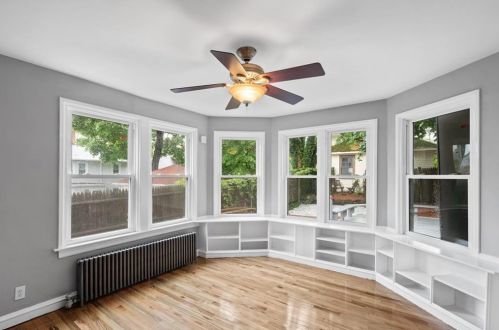 107 Overhill Rd, Providence RI  02906-4916 exterior