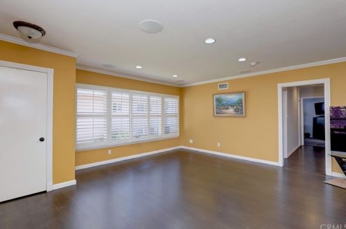 9854 Belfair St, Bellflower CA 90706-2404 exterior