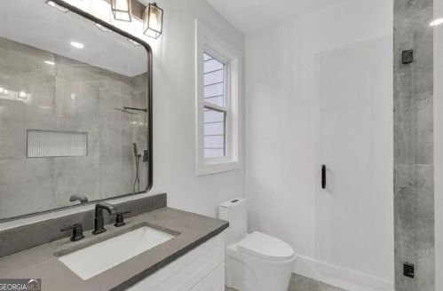 1198 Milmar Dr, Atlanta GA exterior