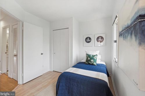 1715 15th St, Washington DC  20002-1846 exterior