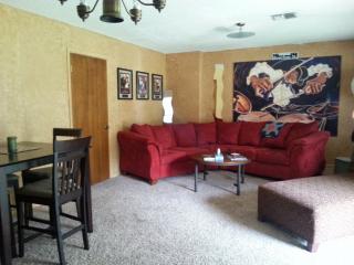 2026 2nd St, Hempstead TX  77445-7037 exterior