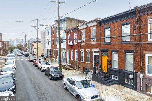 1713 19th St, Philadelphia, PA 19145-2120