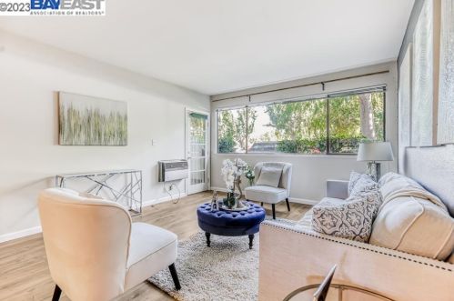 1731 Ellis St, Concord, CA 94520-2758